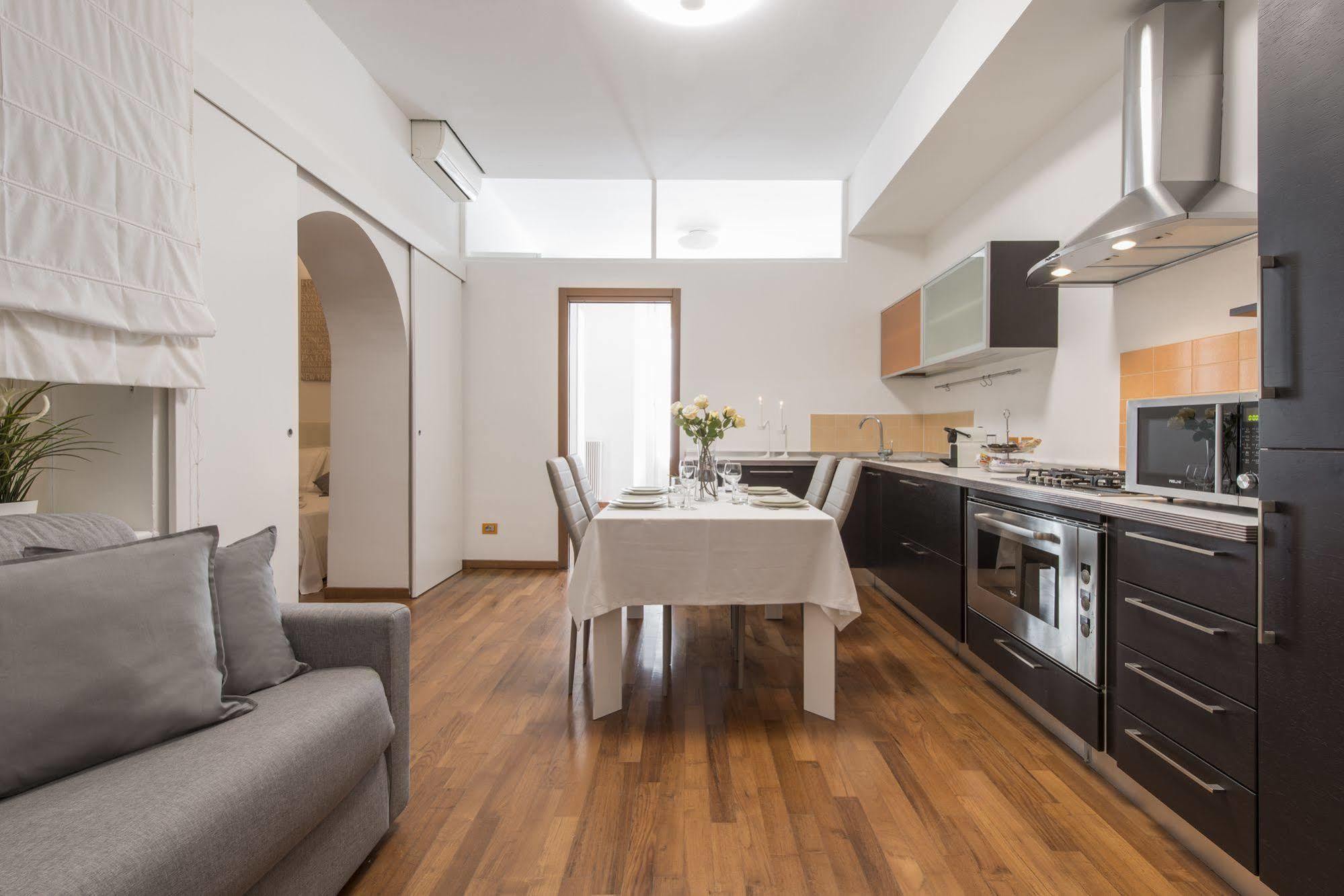 Milan Royal Suites מראה חיצוני תמונה