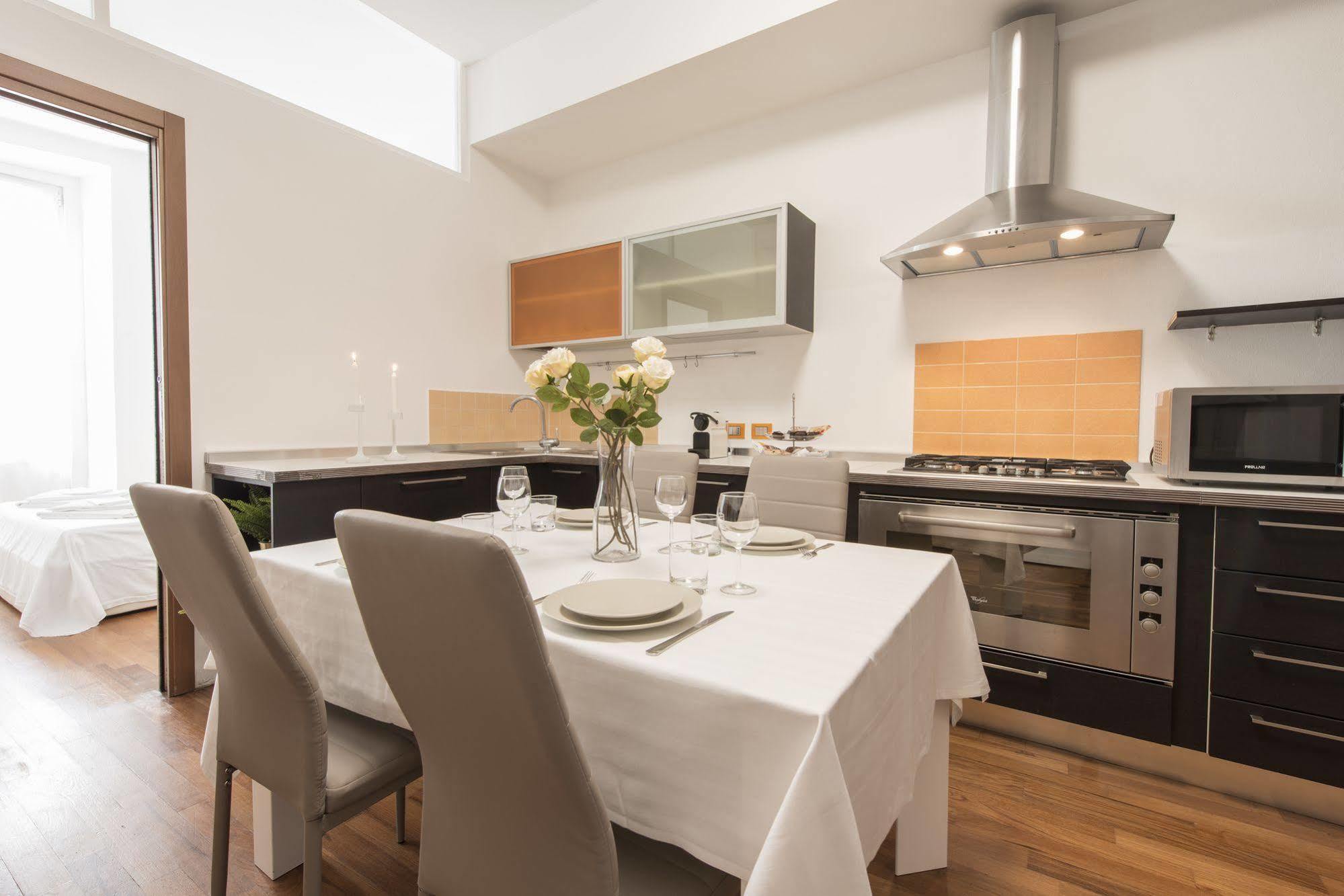 Milan Royal Suites מראה חיצוני תמונה