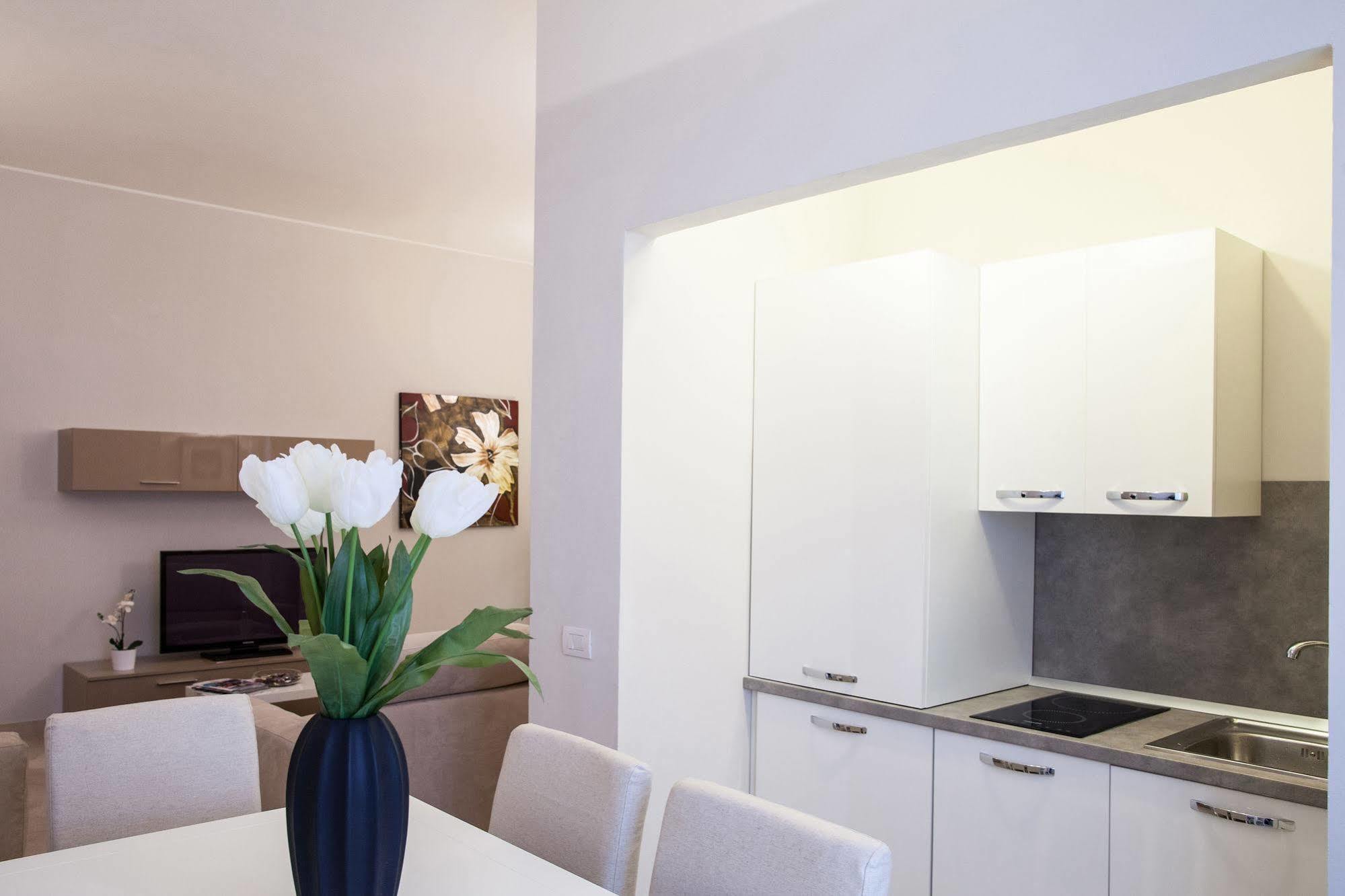Milan Royal Suites מראה חיצוני תמונה