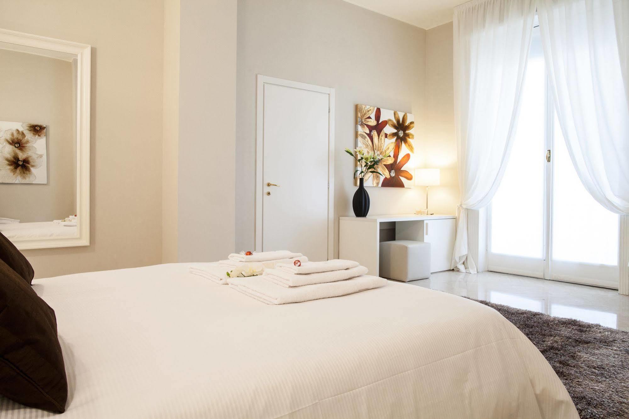 Milan Royal Suites מראה חיצוני תמונה