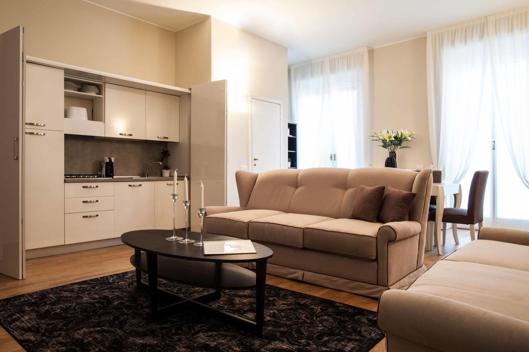 Milan Royal Suites מראה חיצוני תמונה