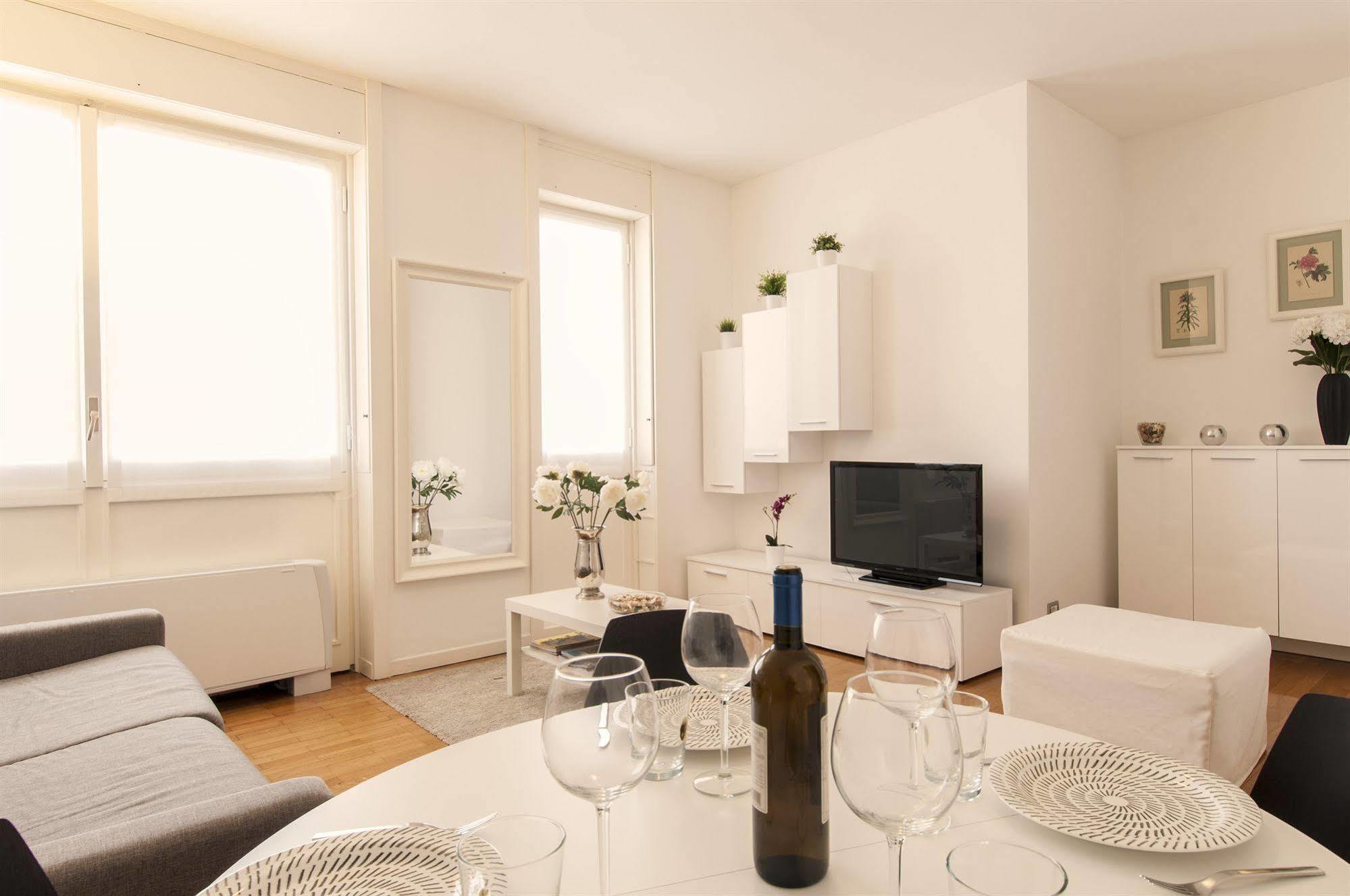 Milan Royal Suites מראה חיצוני תמונה