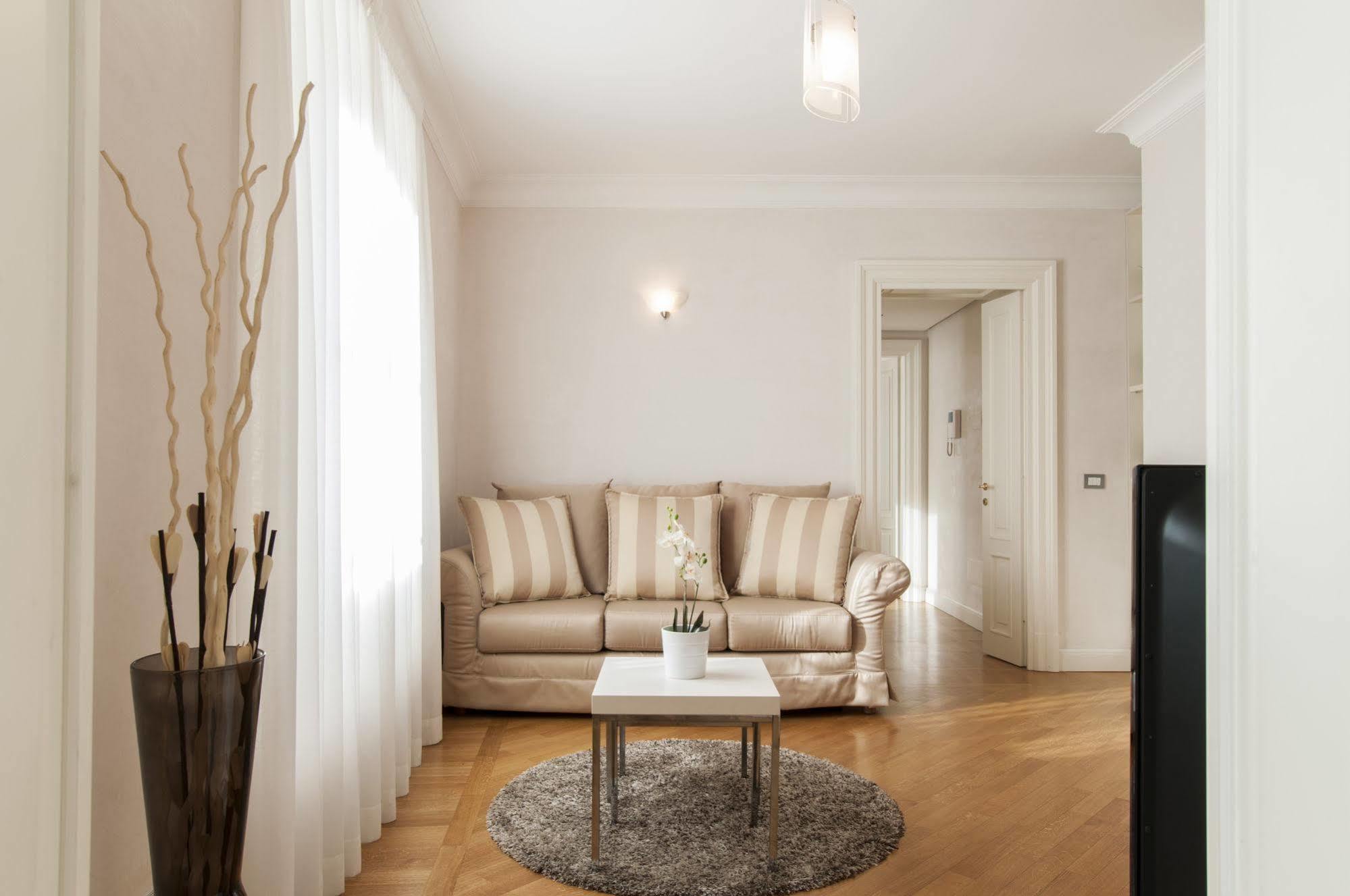Milan Royal Suites מראה חיצוני תמונה
