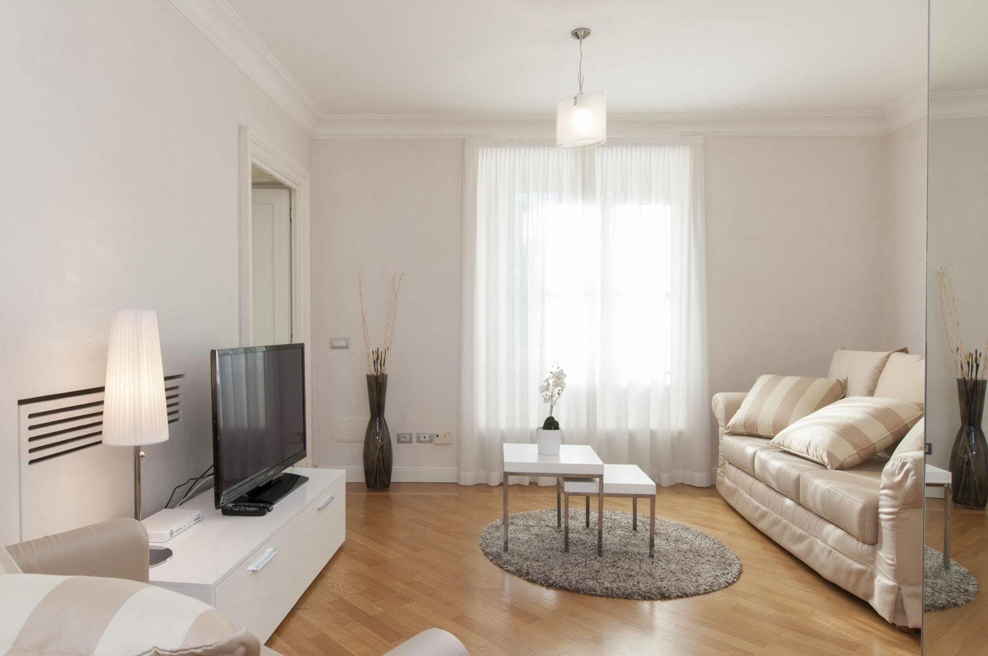 Milan Royal Suites מראה חיצוני תמונה