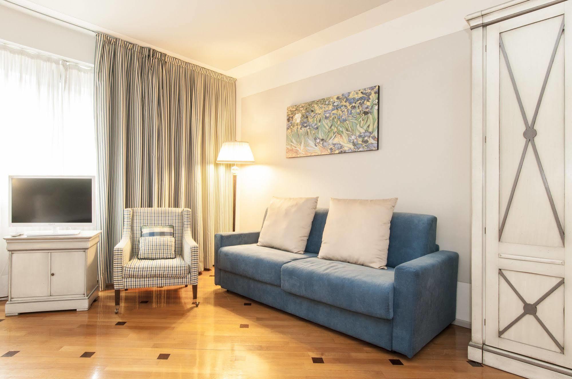 Milan Royal Suites מראה חיצוני תמונה